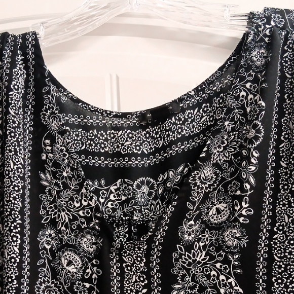 Top - Picture 6 of 8